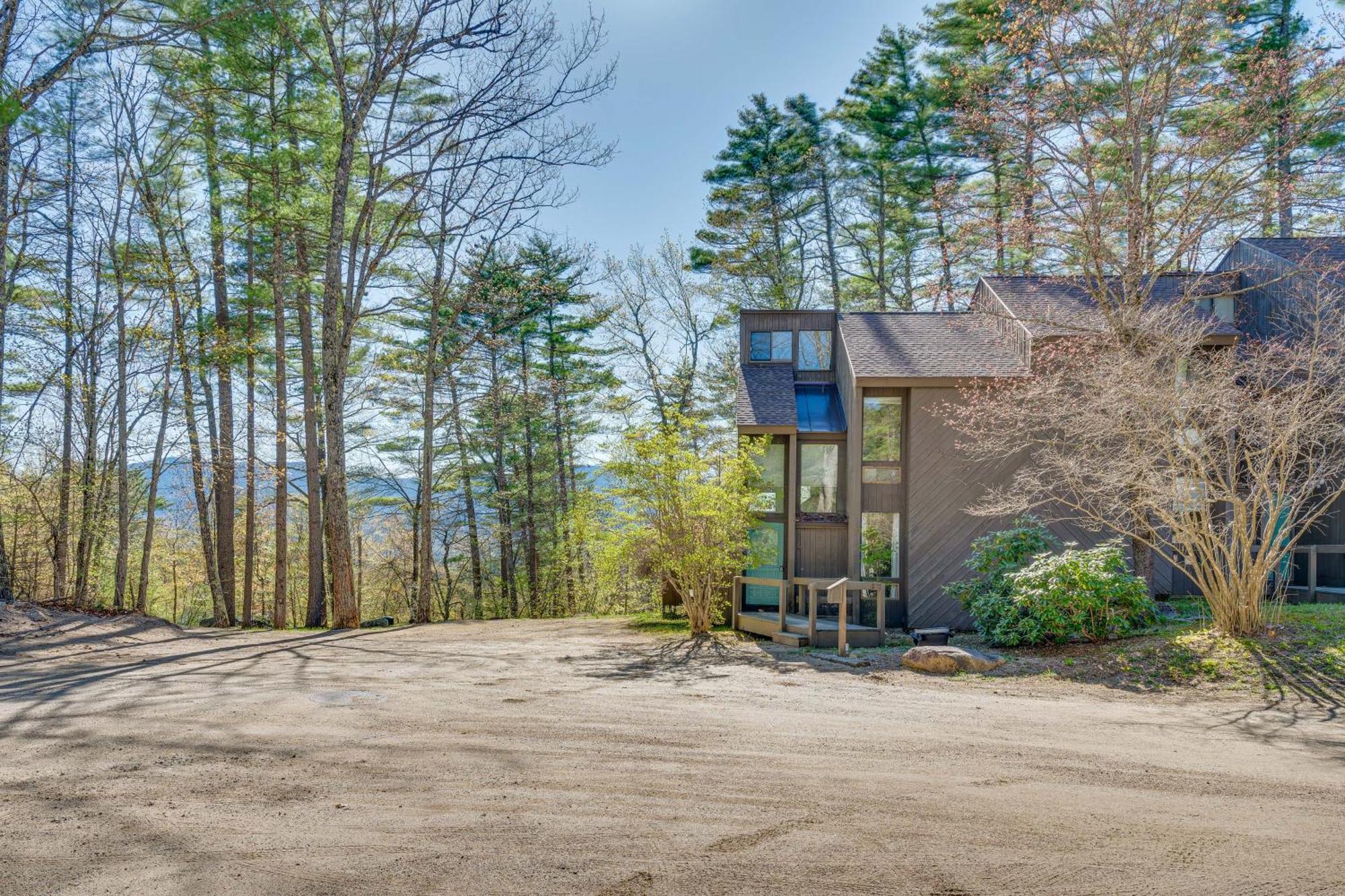 All-Season Conway Condo With Gas Grill! North Conway Exterior photo
